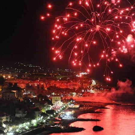 Appartamento Di Charme Nel Cuore Di Sanremo Exterior photo