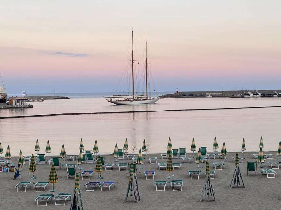 Appartamento Di Charme Nel Cuore Di Sanremo Exterior photo